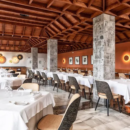 Hotel De La Palma 4*