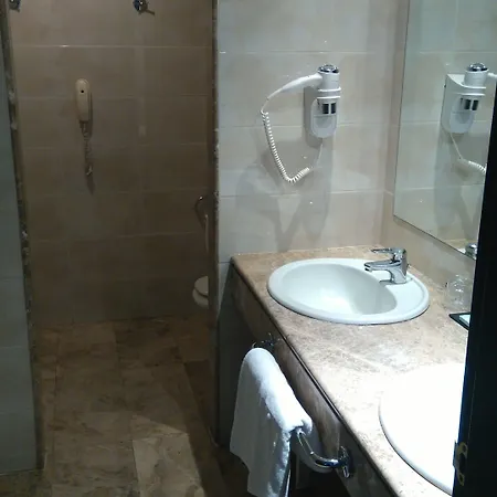 Hotel De La Palma 4*